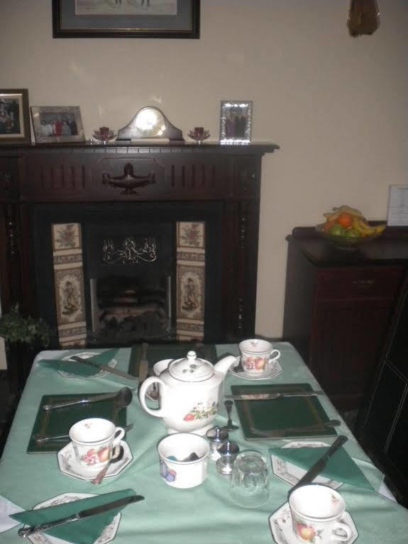 Stonehaven B&B Ennis Ngoại thất bức ảnh