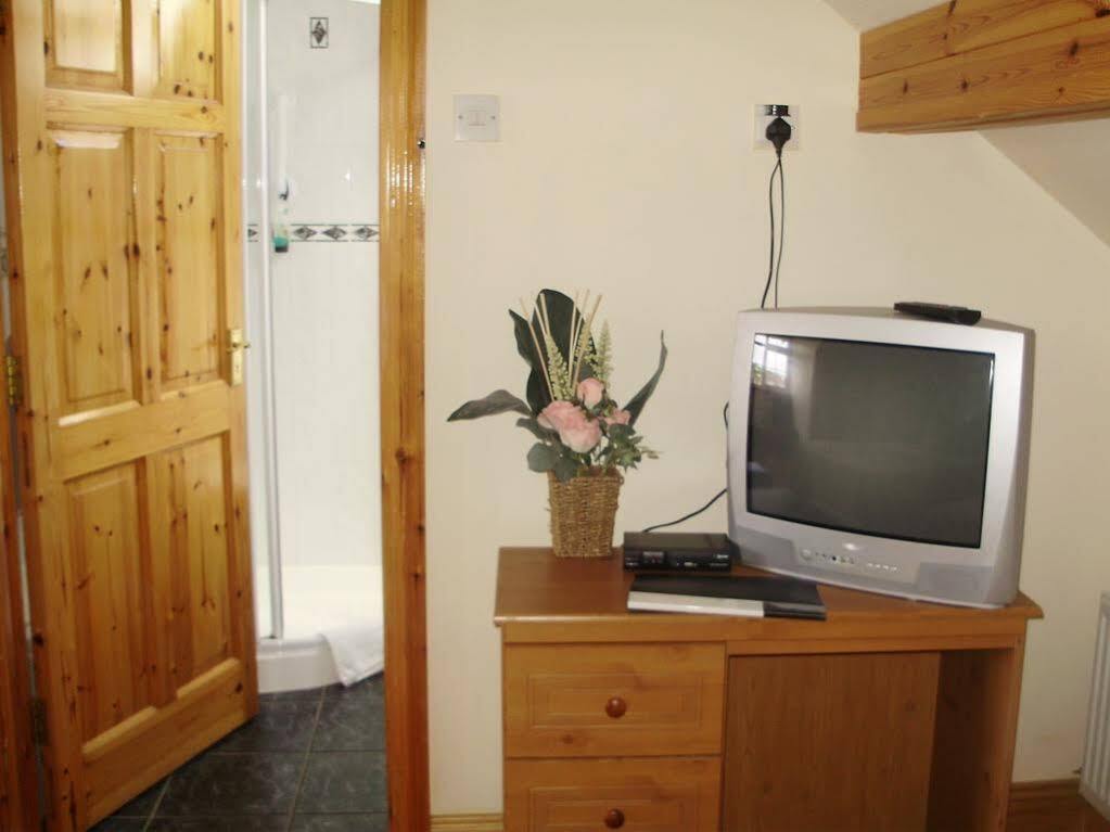 Stonehaven B&B Ennis Ngoại thất bức ảnh
